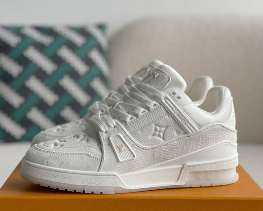 LV TRAINER 1A8FN8 Sneakers