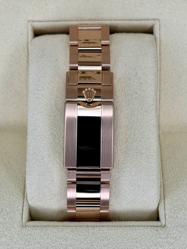 Daytona 40mm116505 Rose steel Black Dial