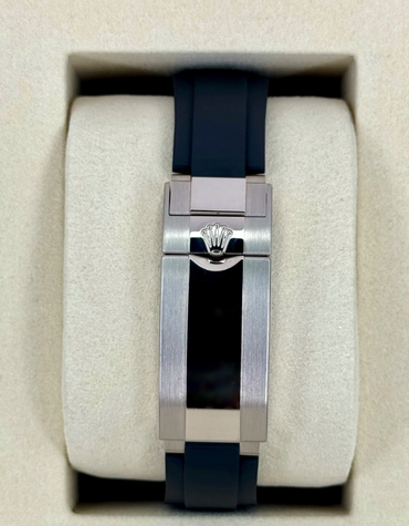 Daytona "Baby Le Mans" 40mm 126519LN Black Dial