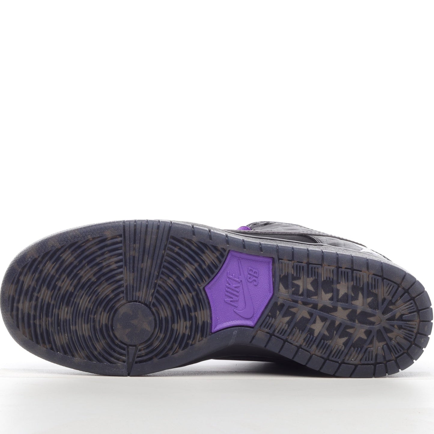 Familia x Dunk Low Pro QS SB 'First Avenue'