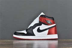 Jordan 1 Retro High 'Satin Black Toe