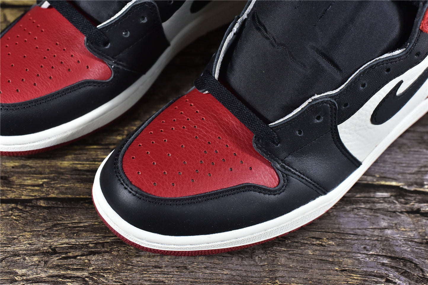 AJ 1 High Bred Toe (2018)