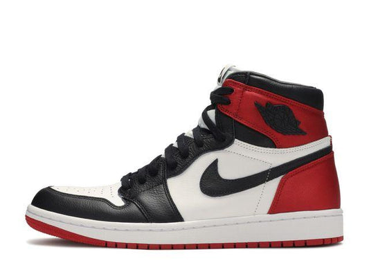 Jordan 1 Retro High 'Satin Black Toe