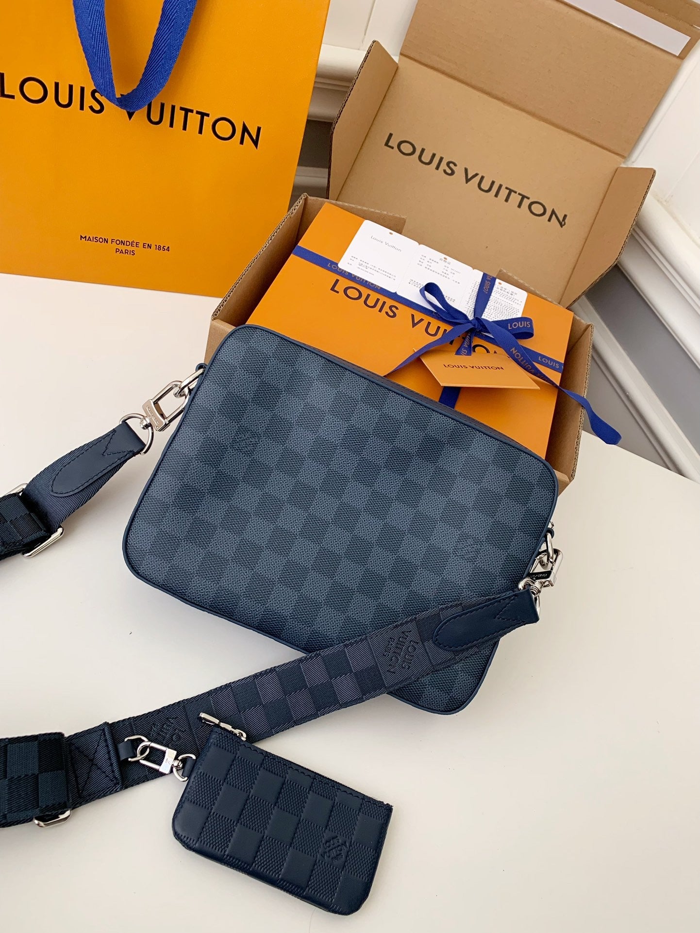 LV TRIO Bag M3