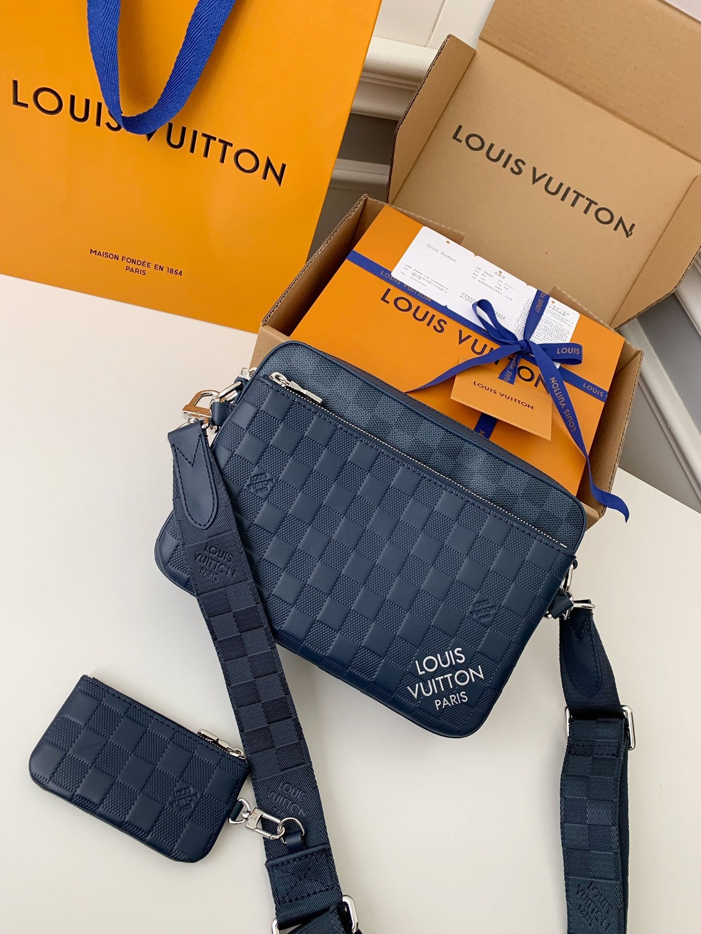 LV TRIO Bag M3