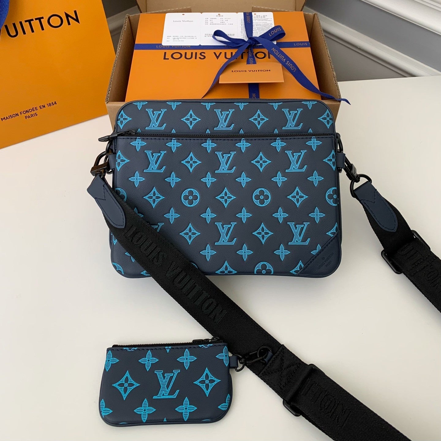LV TRIO Bag