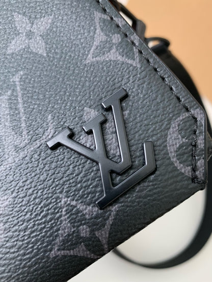 LV FLAP Bag M2