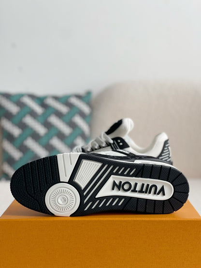 LV TRAINER SNEAKERS