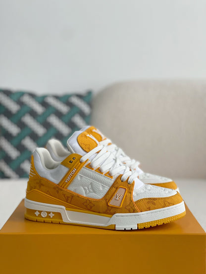 LV TRAINER 1A8FN8 Sneaker