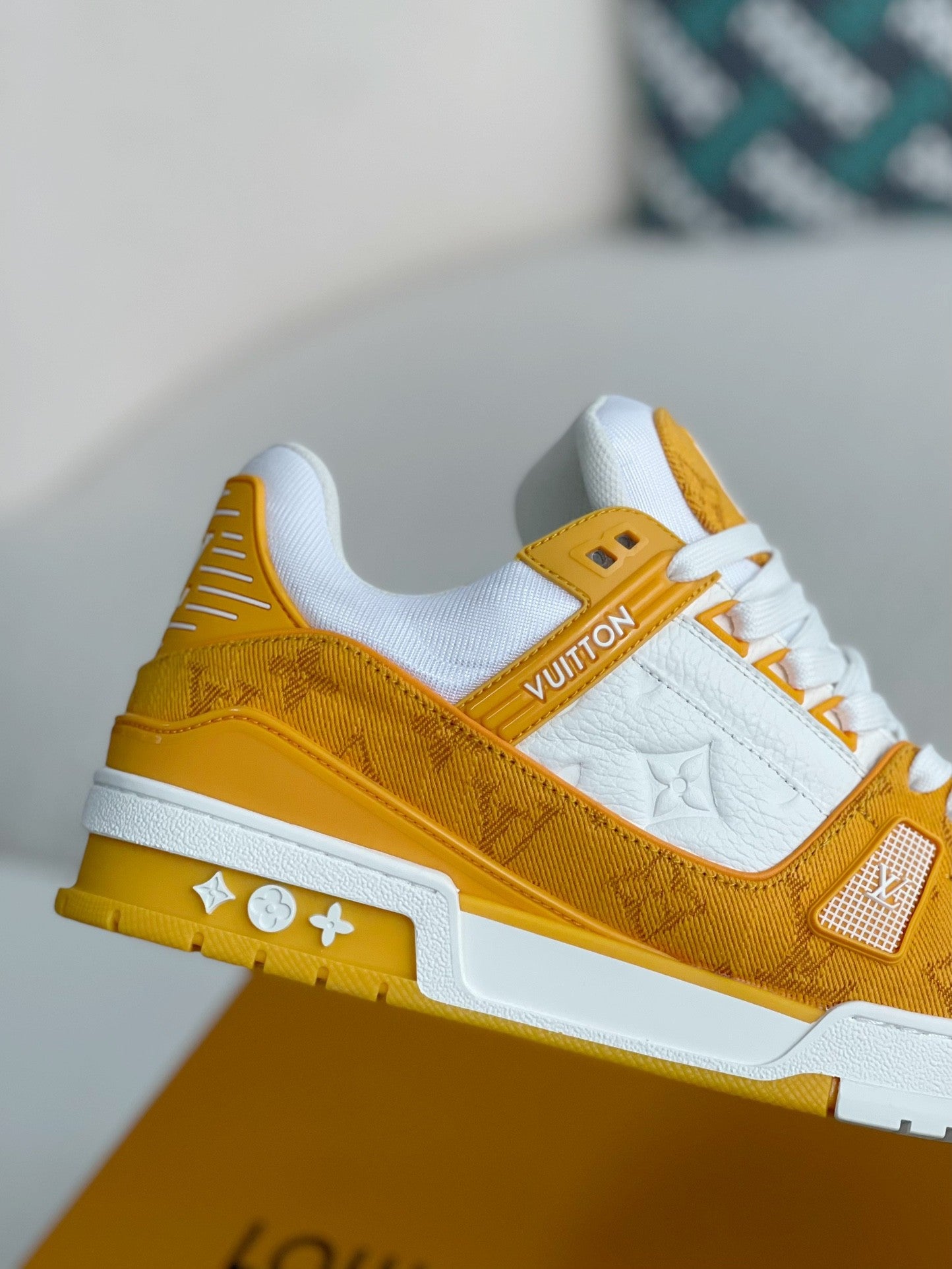 LV TRAINER 1A8FN8 Sneaker