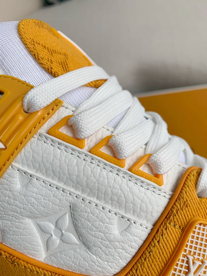 LV TRAINER 1A8FN8 Sneaker