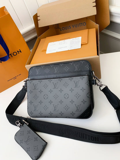 LV Trio Men’s Bag M6