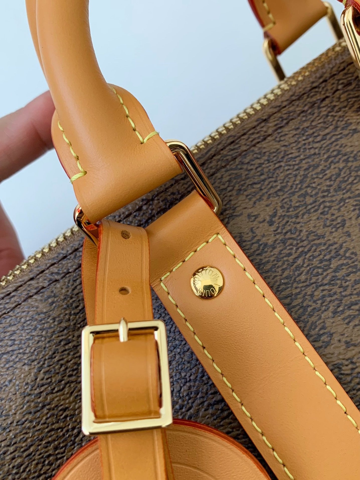 LV Keepall Bandouli ère 25 handbag