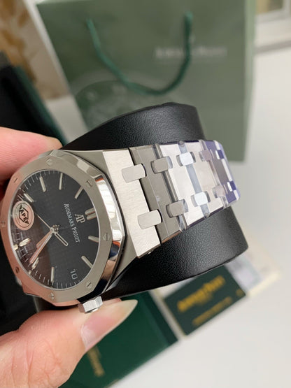 Audemars Piguet Royal Oak 15500 Series 41mm