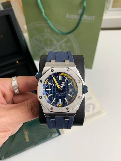 Audemars Piguet Royal Oak Offshore series mechanical  V 8 version, Color series
