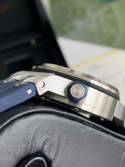 Audemars Piguet Royal Oak Offshore series mechanical  V 8 version, Color series