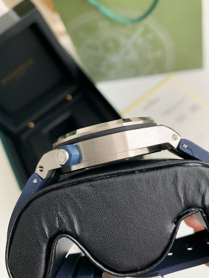 Audemars Piguet Royal Oak Offshore series mechanical  V 8 version, Color series