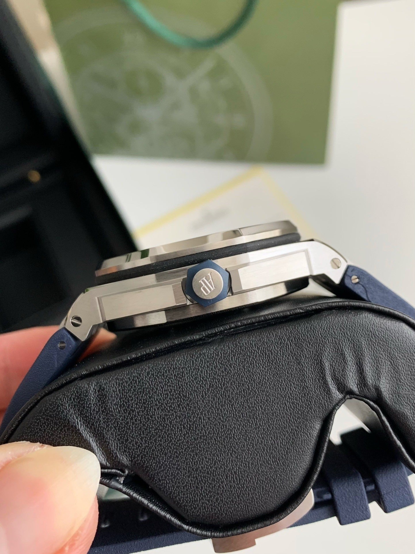 Audemars Piguet Royal Oak Offshore series mechanical  V 8 version, Color series