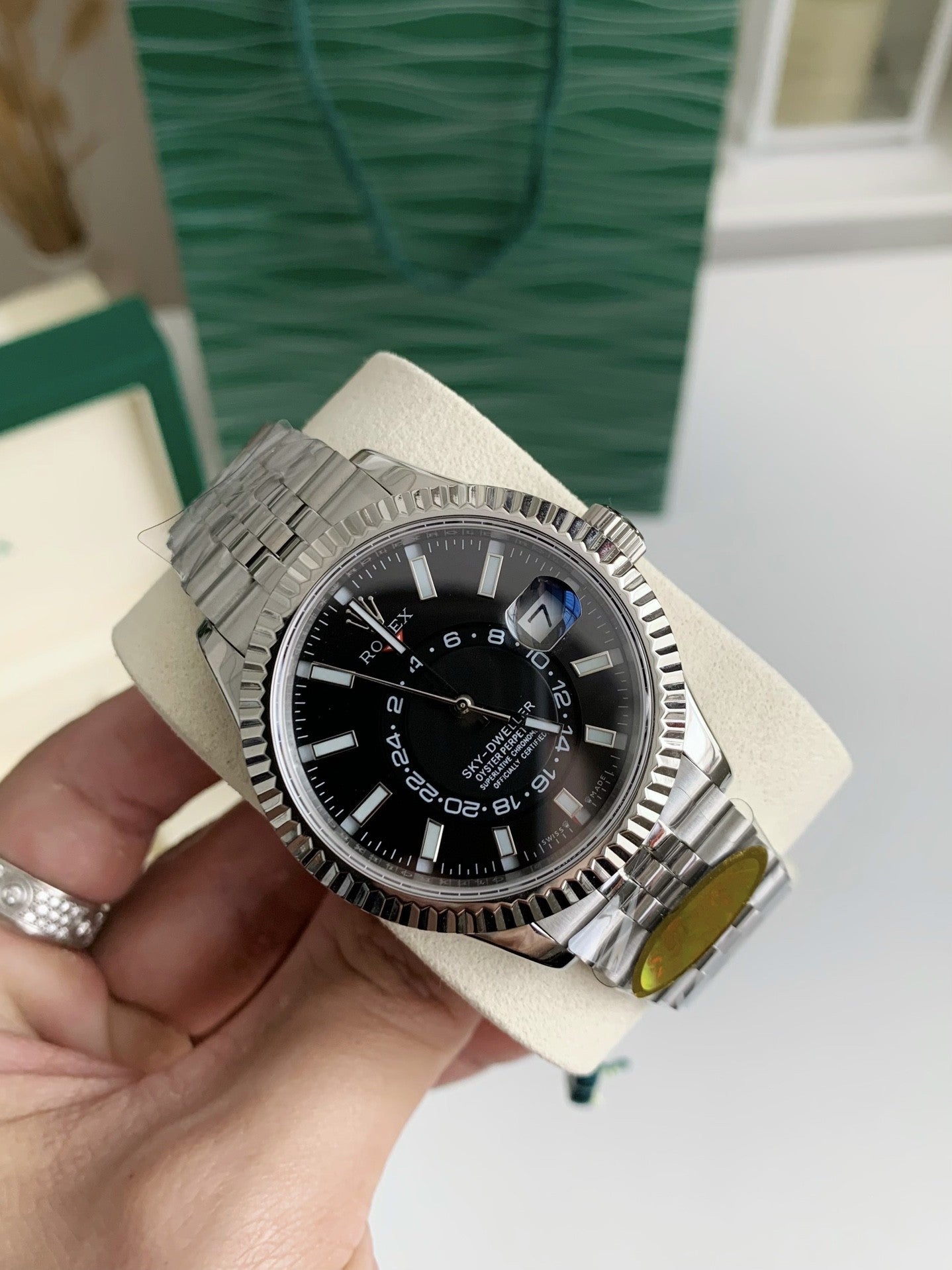 Rolx Navigator Dual time zone/100 meters waterproof 42mm