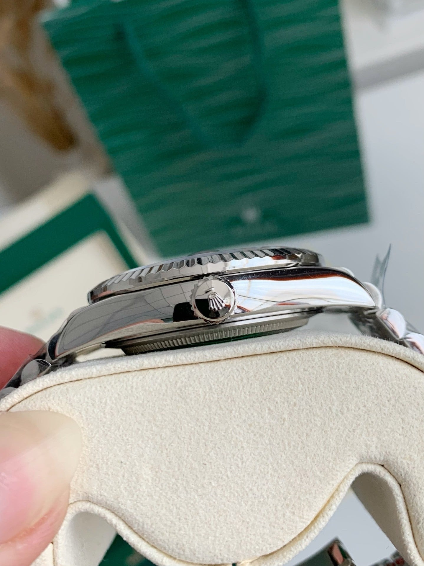 Rolx Navigator Dual time zone/100 meters waterproof 42mm