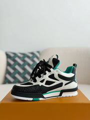 LV RUNNER TATIC sneakers
