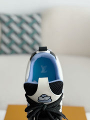LV RUNNER TATIC sneakers