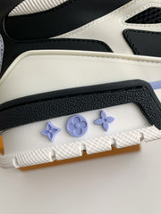 LV RUNNER TATIC sneakers