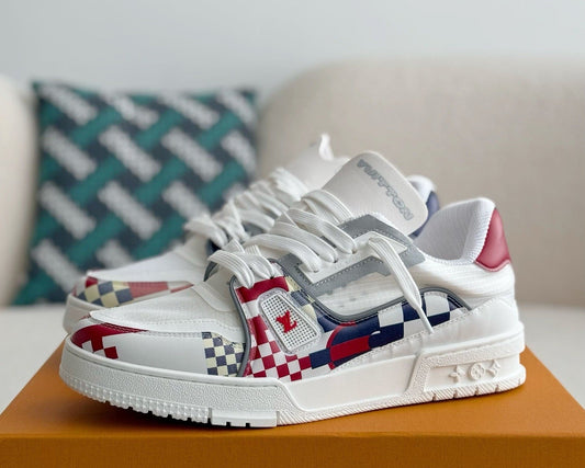 LV TRAINER Sneakers