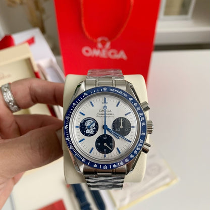 Omega Snoopy Award 42mm