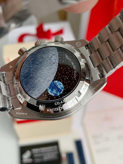 Omega Snoopy Award 42mm