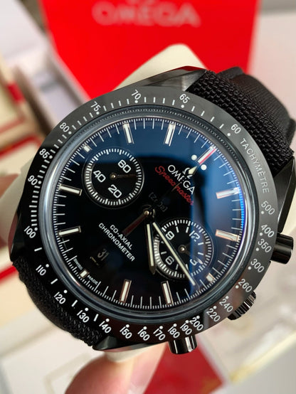 Omega Speedmaster Series Dark Side of the Moon，44.25mm
