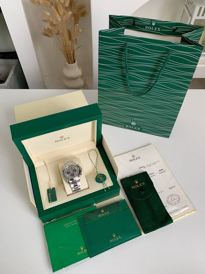 Rolx Trithong had his own Cal.4130