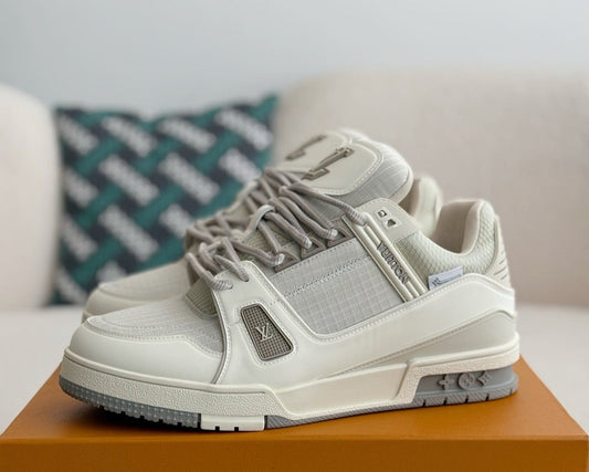 LV TRAINER Sneakers