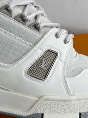 LV TRAINER Sneakers