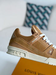 LV TRAINER Sneakers