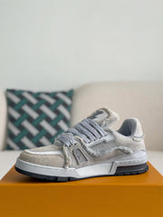 LV TRAINER Sneakers