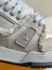 LV TRAINER Sneakers