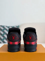 LV TRAINER 1A8FN8 Sneakers