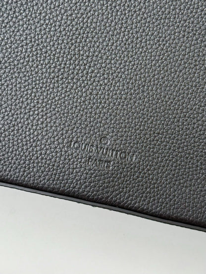 LV FASTLINE Full Leather Postman's Bag M22