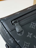 LV VOYAGER Floral Postman Bag M12