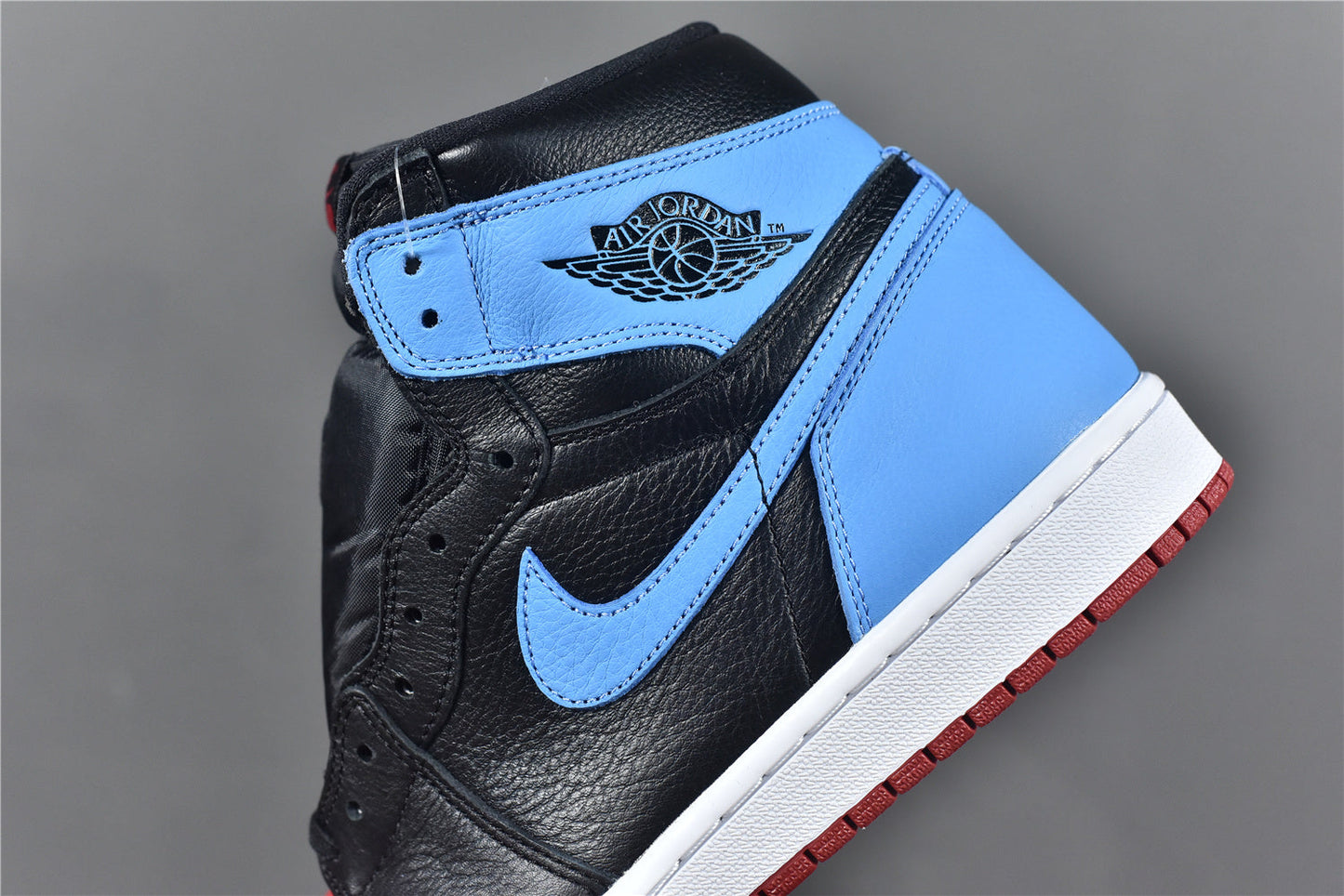Jordan 1 High OG 'NC to Chi