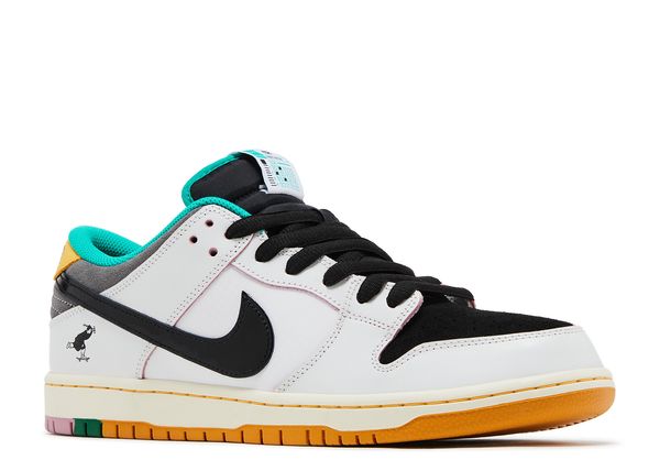 CSEF x Dunk Low SB 'White Clear Emerald'