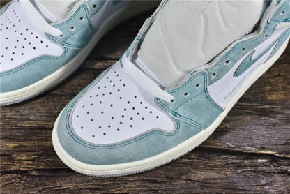 Jordan 1 Retro High OG 'Turbo Green'