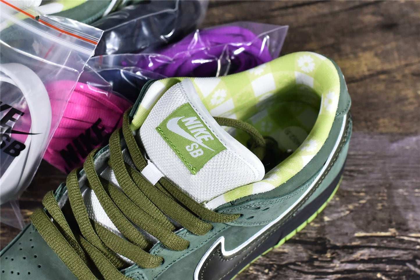 Dunk Low SB 'Green Lobster'