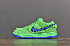 Grateful Dead SB Dunk Low Green