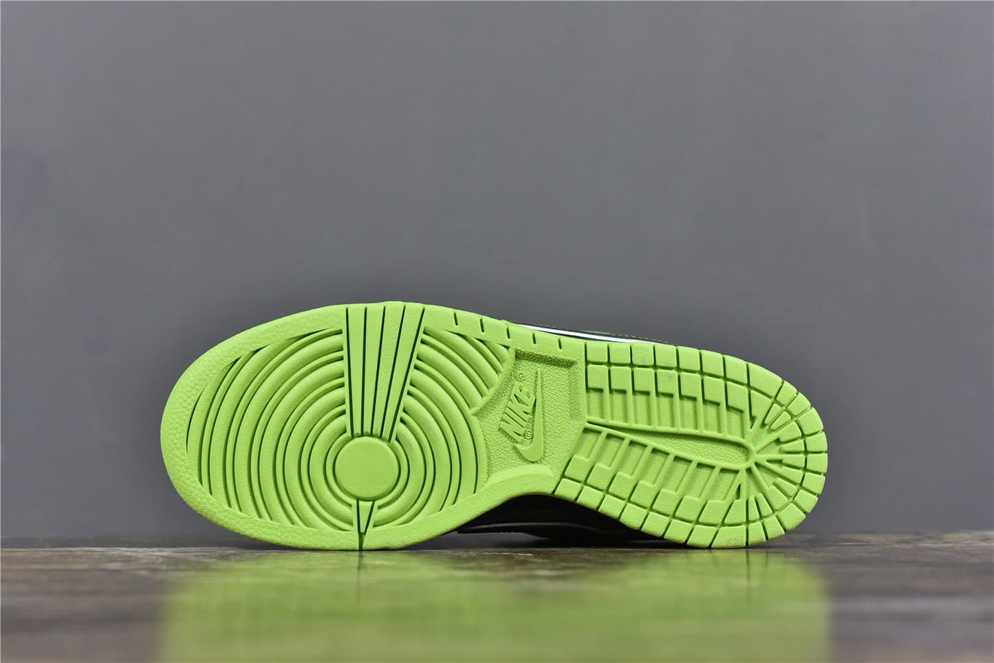 Dunk Low SB 'Green Lobster'