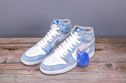 AJ 1 High Hyper Royal