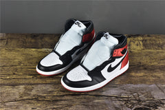 Jordan 1 Retro High 'Satin Black Toe