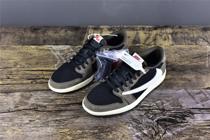 Travis Scott AJ 1 Low