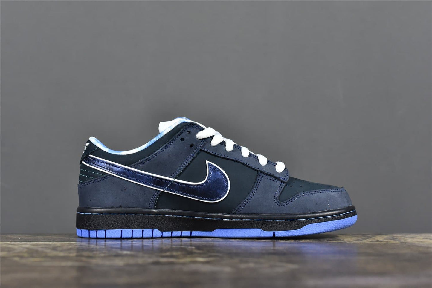 Dunk Low Premium SB 'Blue Lobster'
